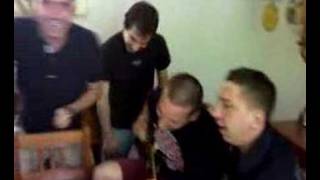 Il lupo perde il pelo... e si vede ;)... ma non il vizio!! -