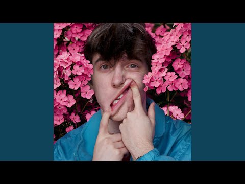 Sightsee (feat. Claudia Melo)