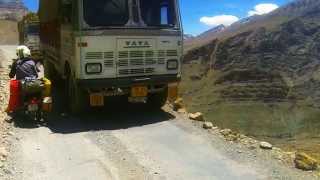 preview picture of video 'Magic Ladakh (Manali-Leh road, part 3)'