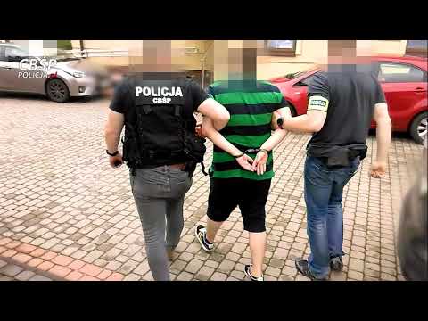 7 osób podejrzanych o handel dopalaczami doprowadzonych do Prokuratury Okręgowej w Tarnobrzegu