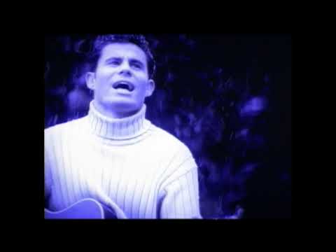 Javier - Tiembla Mi Piel (Official Music Video)