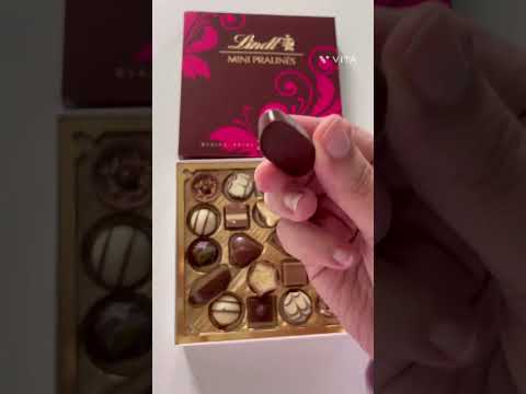 LINDT MINI PRALINÉS SWISS MILK CHOCOLATE NUT SWEET VARIETY MIX TIN BOX SNACK TASTE TEST ASMR MUKBANG
