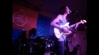 Best Friends - If You Think Too Much Your Brain... (Live @ The Victoria, Dalston, London, 31/08/13)