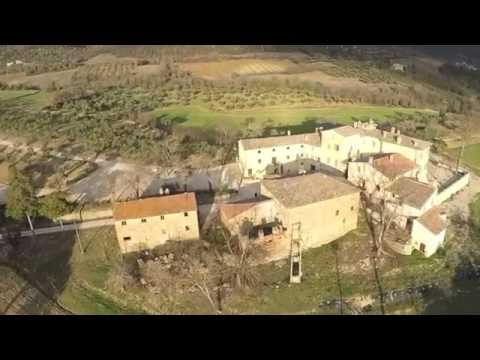 Holiday in Umbria, the green heart of Italy (Borgo Colognola)