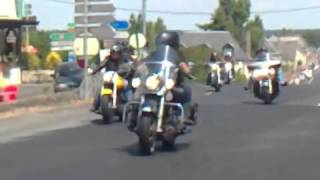 preview picture of video 'Passage d'une centaine de motos a Cote de Bourgueil'