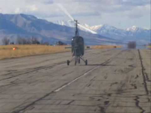Air to Air - SparrowHawk Gyroplane flying around the airport