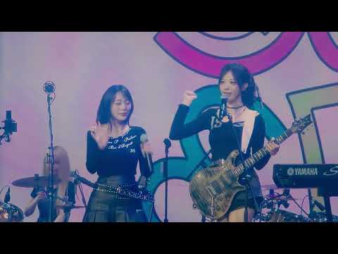 유스웨이브 Ceremony 히나 직캠