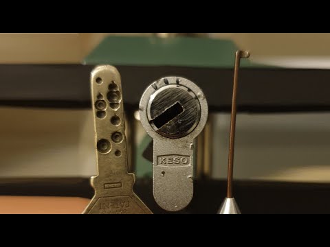 [7] Keso 2000s 3-Axis 15 Pins Picked and Gutted