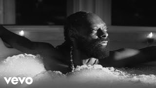 Download lagu Snoop Dogg - Bread Under The Bed ft. Stresmatic mp3 Download lagu Snoop Dogg - Bread Under The Bed ft. Stresmatic mp3