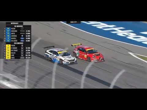 BATTLE: Civic Type R TCR vs. Alfa Romeo TCR / 2019 IMSA TCR Daytona