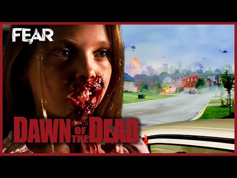 The Zombie Outbreak Begins | Dawn of the Dead (2004) | Fear