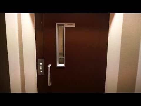 Amazing 1970s KONE roped hydraulic elevator without inner doors @ Grev Wedels plass 4, Oslo, Norway