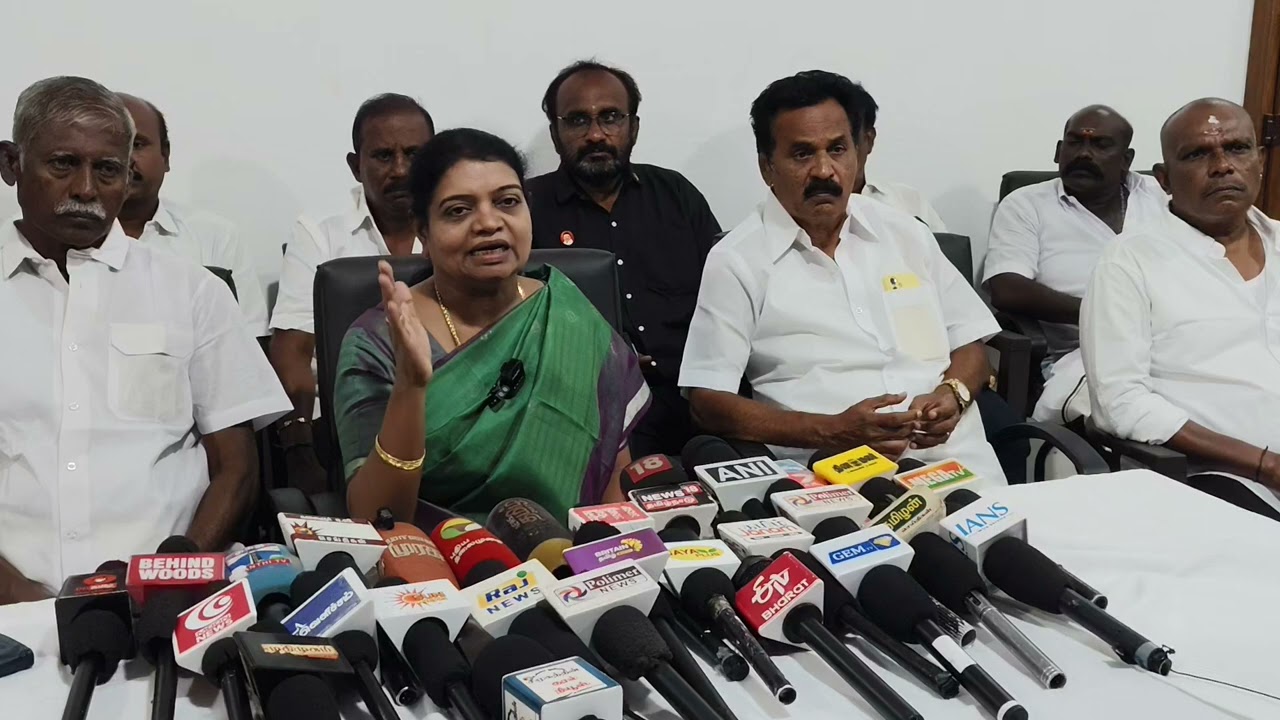 பள்ளி அடையாள அட்டையில் ஜாதி பெயரா? வன்மையாக கண்டித்த கீதா ஜீவன்... 'ரீல்ஸ், சீனுக்காக அமைச்சர்கள் செயல்படுகிறார்கள்' என கடும் தாக்கு