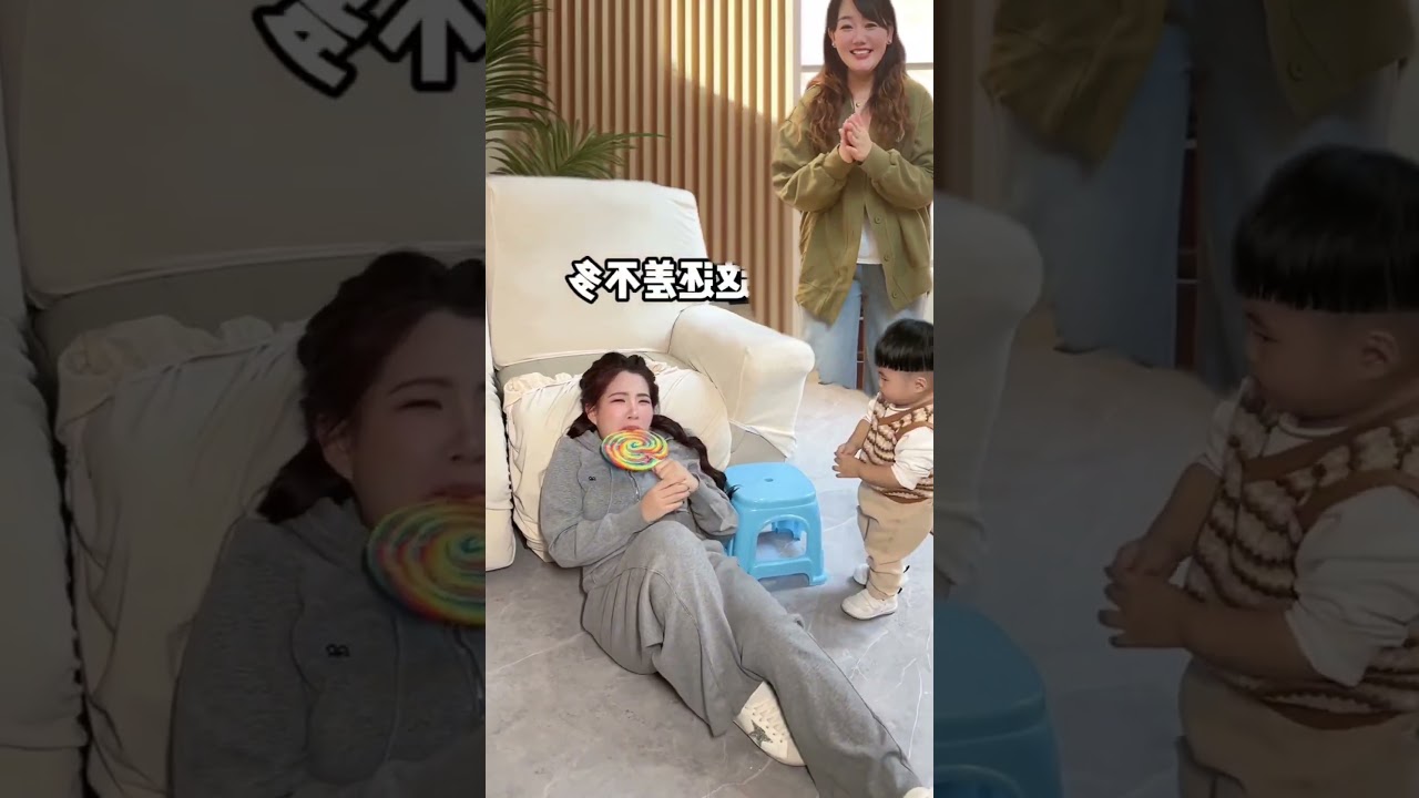 Cute baby steals mom's candy, mom counterattacks and gets it back easily 😉