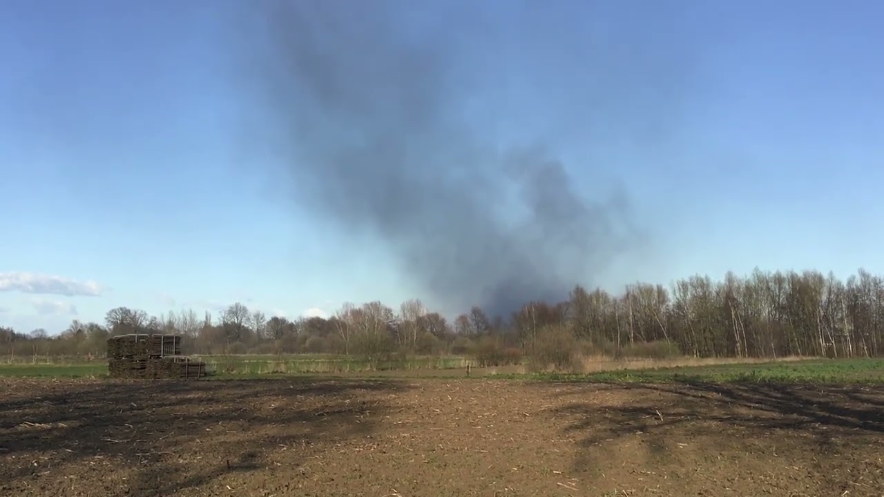 De grote Brand van Lottum Limburg van 19 Maart 2022 was nog te zien bij station Horst-Sevenum Ned
