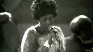 Ella Sings Jobim&#39;s ♫ Useless Landscape ♫ Montreux (1969)