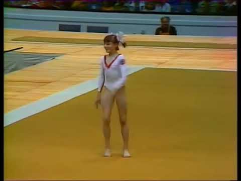 🥇 Maria Filatova (URS) FX EF 9.900 1977 European Championships