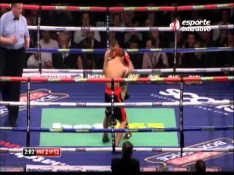 Scott Quigg mantém o cinturão dos super-galos sobre Diego Silva