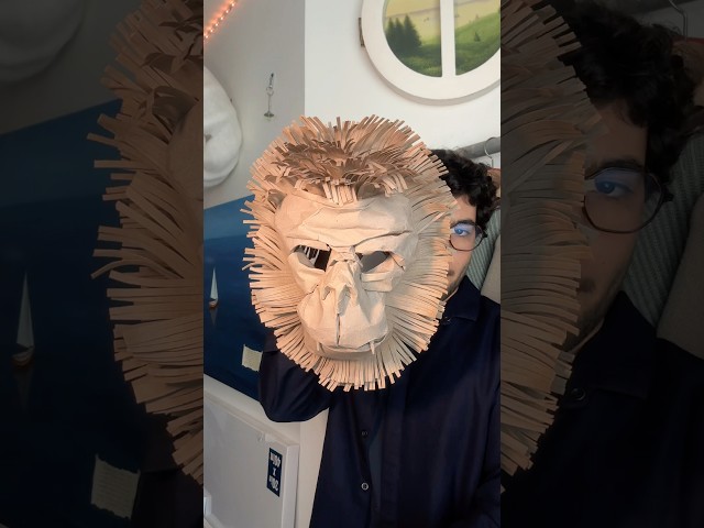 Vídeo relacionado con River Hawkins (Brown Hair) Mascaras de Personajes Famosos, Caras de Carton