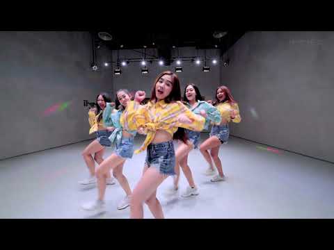 (Poo Neep-E pee ft Dj.Nae) Lisa dance viral in tik-tok