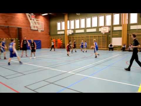 Basket U15 div 2: Spånga Basket hos Tumba Basket 2013-11-16