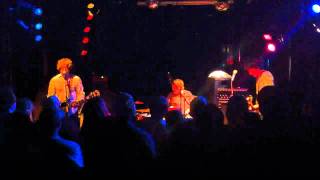 Sebadoh plays"Dreams" live