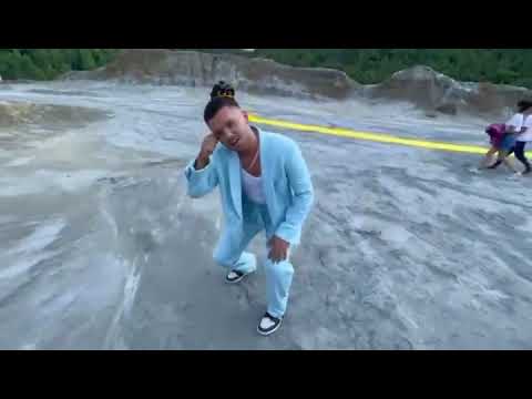 YLL LIMANI - Imiton Elvanën duke kënduar 🥰 (Gjatë xhirimeve të E DI X MARRE) #ylllimani