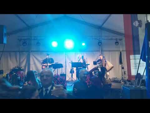 Kranjsko dekle - LiVE! (ansambel Plamenci) ~ PGD Lokrovec
