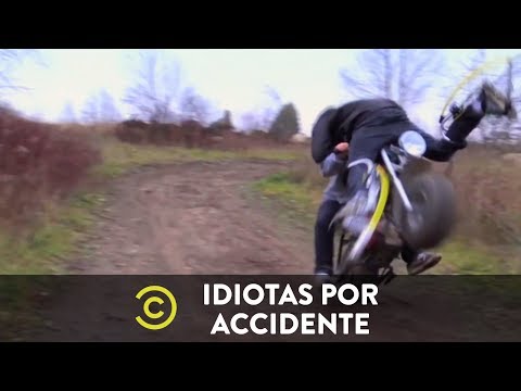 Idiotas X Accidente - Caídas musicales