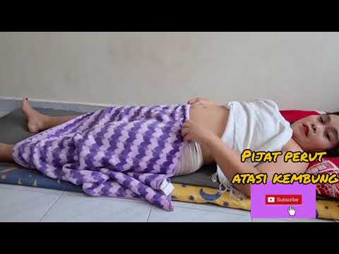 Urut perut atasi kembung. #urutperut #massage #pijat @YumiChannell 