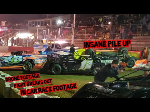 Lake view motor speedway! Christian Thomas and Willie Milliken go at it + A BIG 5 car pile up!!