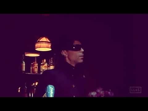 Prince clowning Will I Am