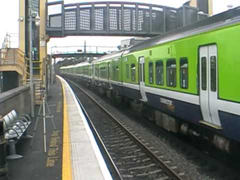 Irish Rail 2800 DMU 2801 + 28xx + 28xx + 28xx arrives at Balbriggan