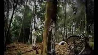 Download lagu komuNis meNggaNas!! mp3