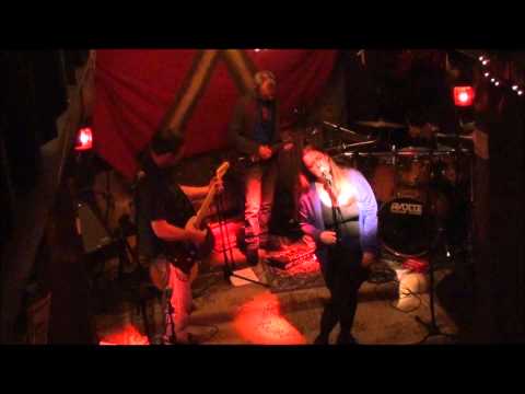 Queen Elvis - Slave to a Promise (Live in Connollys)
