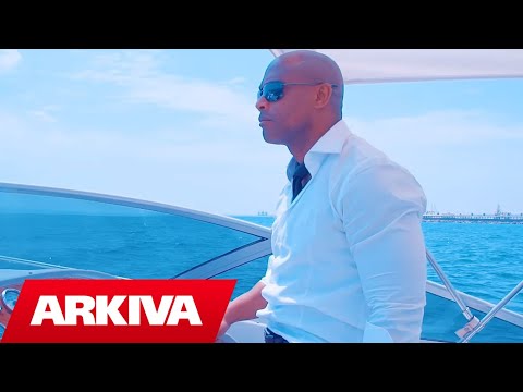 Formula B - El Competitivo (Official Video HD)