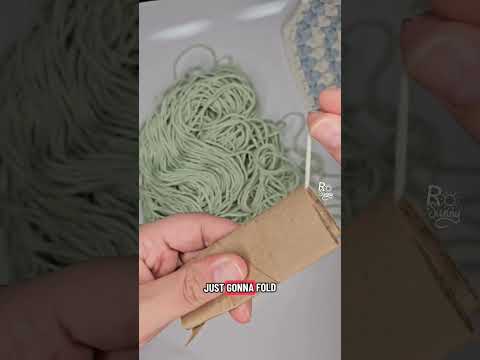 How to Hand-wind a Center Pull Cake of Yarn 🧶
