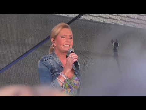 730 let obce Libčeves - HELENA VONDRÁČKOVÁ