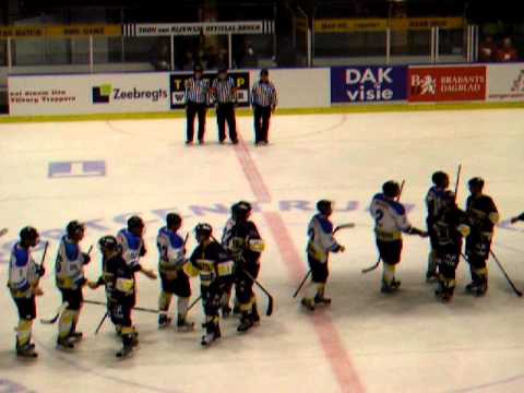 Viru Sputnik - Tilburg Trappers 7:4 - End of the game.