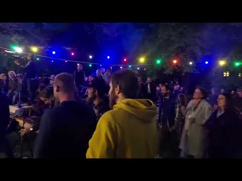 Sam Moser und Band rocken die Bühne