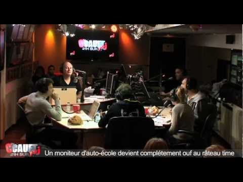 Un moniteur d'auto école devient complètement ouf au râteau time -  C'Cauet sur NRJ