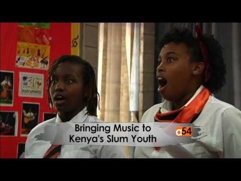 "Ghetto Classics" Charity Brings Music to Kenya Classrooms