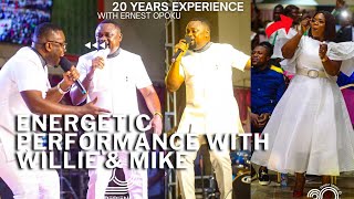 Download lagu Willie & Mike, leads a powerful Live Ministration. Piesie Esther couldn't control... mp3