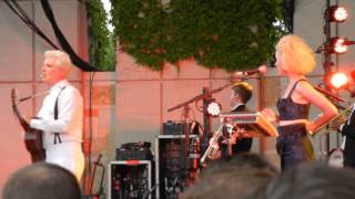 David Byrne &amp; St. Vincent: &quot;I Am an Ape&quot; 7-7-13 @ Fred Meijer Gardens - Grand Rapids, MI