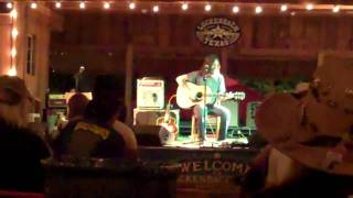 Chris Robinson performing Appaloosa @ Lukenbach, Tx