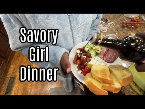 I tried the VIRAL Savory Girl Dinner Plate