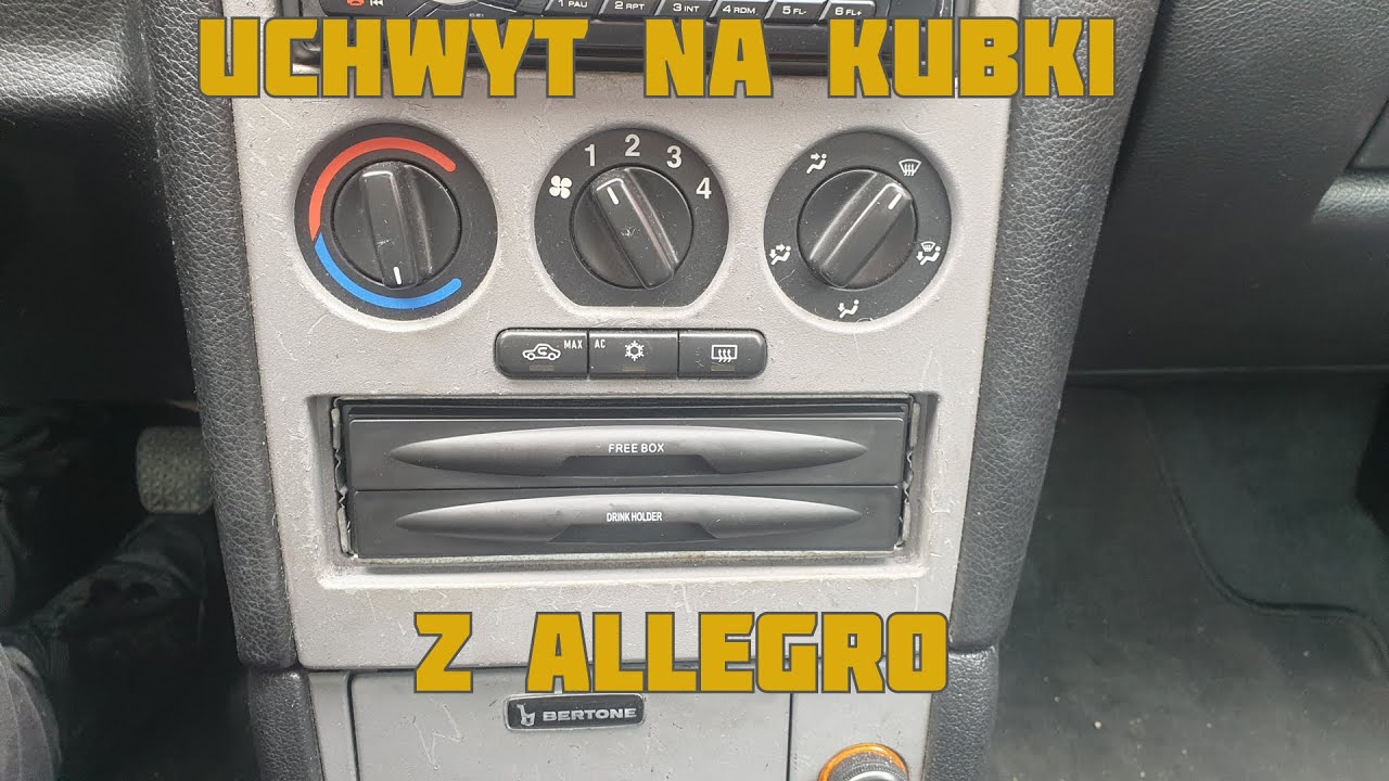 Uchwyt na kubek zamiast schowka/radia w samochodzie 1DIN