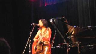 Emm Gryner Sarnia Library Theatre Oct 15 10 008 Summerlong