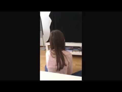 Nadja 11år sjunger -cups "when i'm gone"