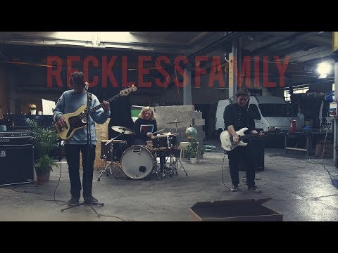 Reckless Family - La douleur exquise (Music Video)